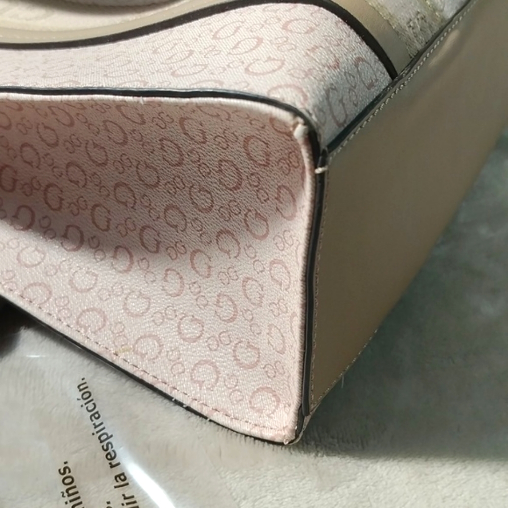 GUESS Blush Monogram Tote - Picture 9 of 10